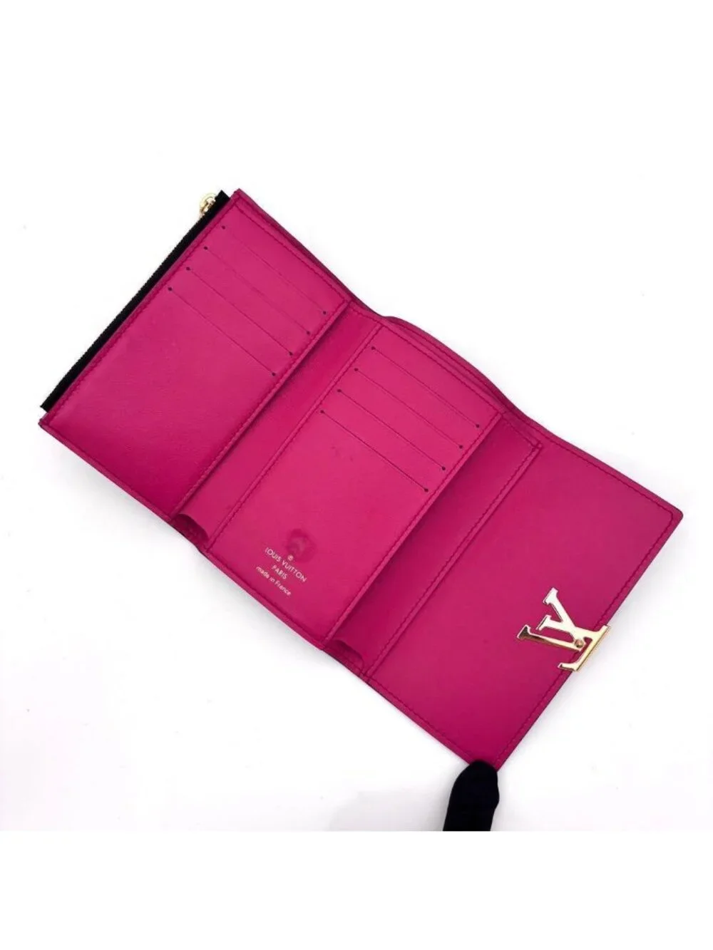 Louis Vuitton Portefeuille Capucines Compact Trifold Wallet